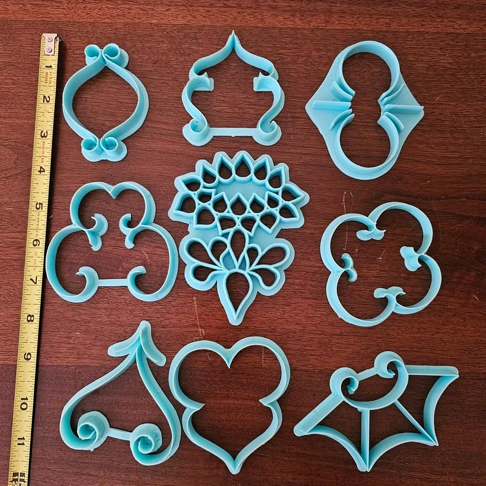 9 Piece Ornate Scroll Cookie Cutter Set Blue Plastic Floral Heart Shapes Wilton